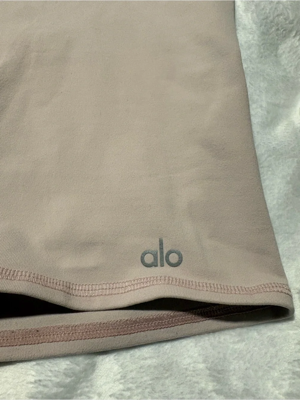 ALO Yoga High-Rise Bike Shorts - Light Pink